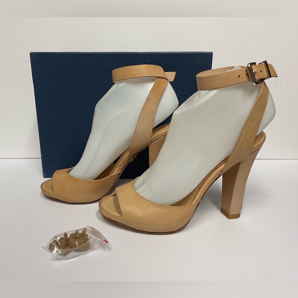 Pour la victoire Violeta ankle strap sandals Heels leather tan beige 6
